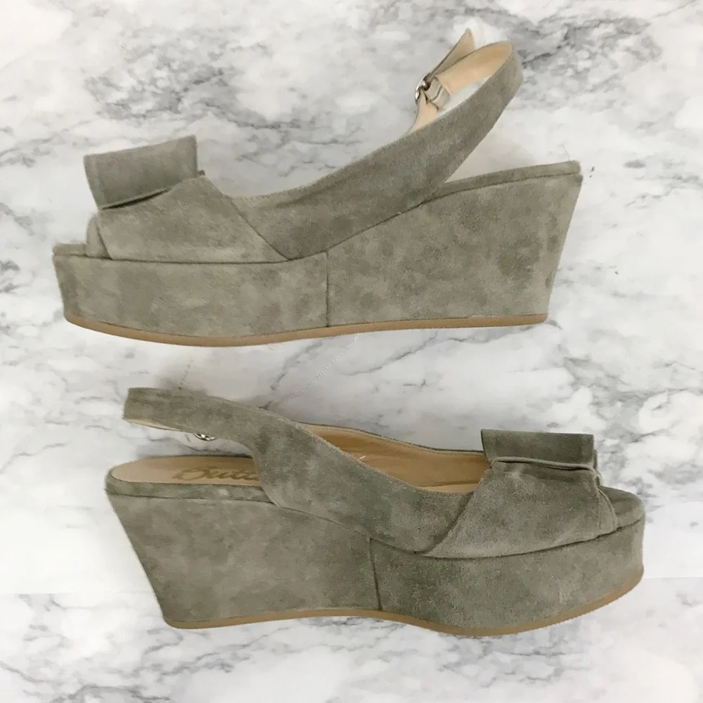 Butter olive green